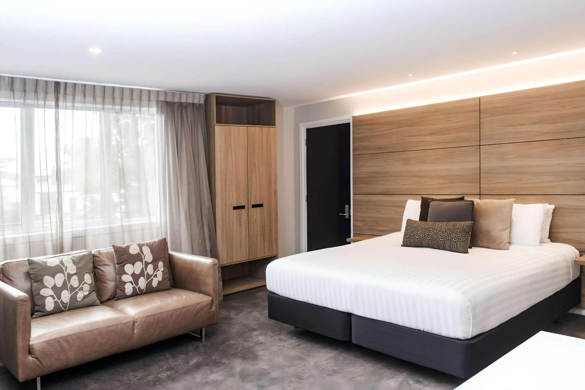 Hotel Elms Christchurch, Ascend Hotel Collection Екстериор снимка