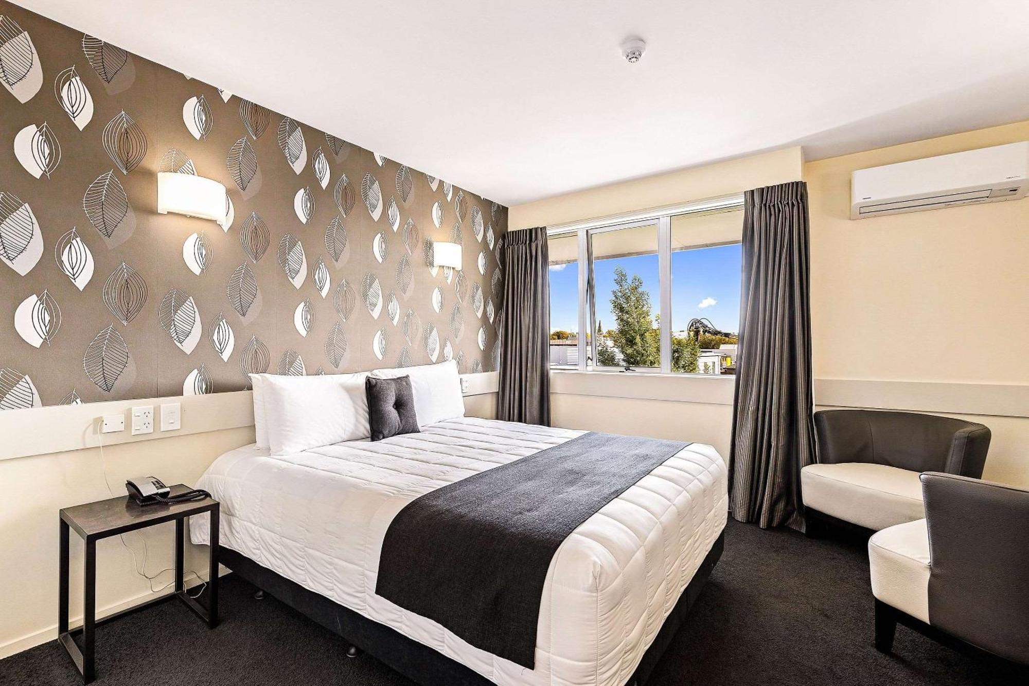 Hotel Elms Christchurch, Ascend Hotel Collection Екстериор снимка