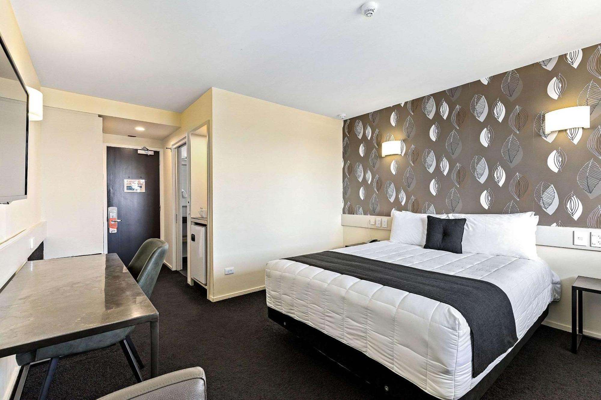 Hotel Elms Christchurch, Ascend Hotel Collection Екстериор снимка